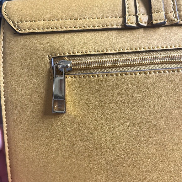 ALDO yellow/gold faux leather handbag with scarf NWT - Picture 3 of 14